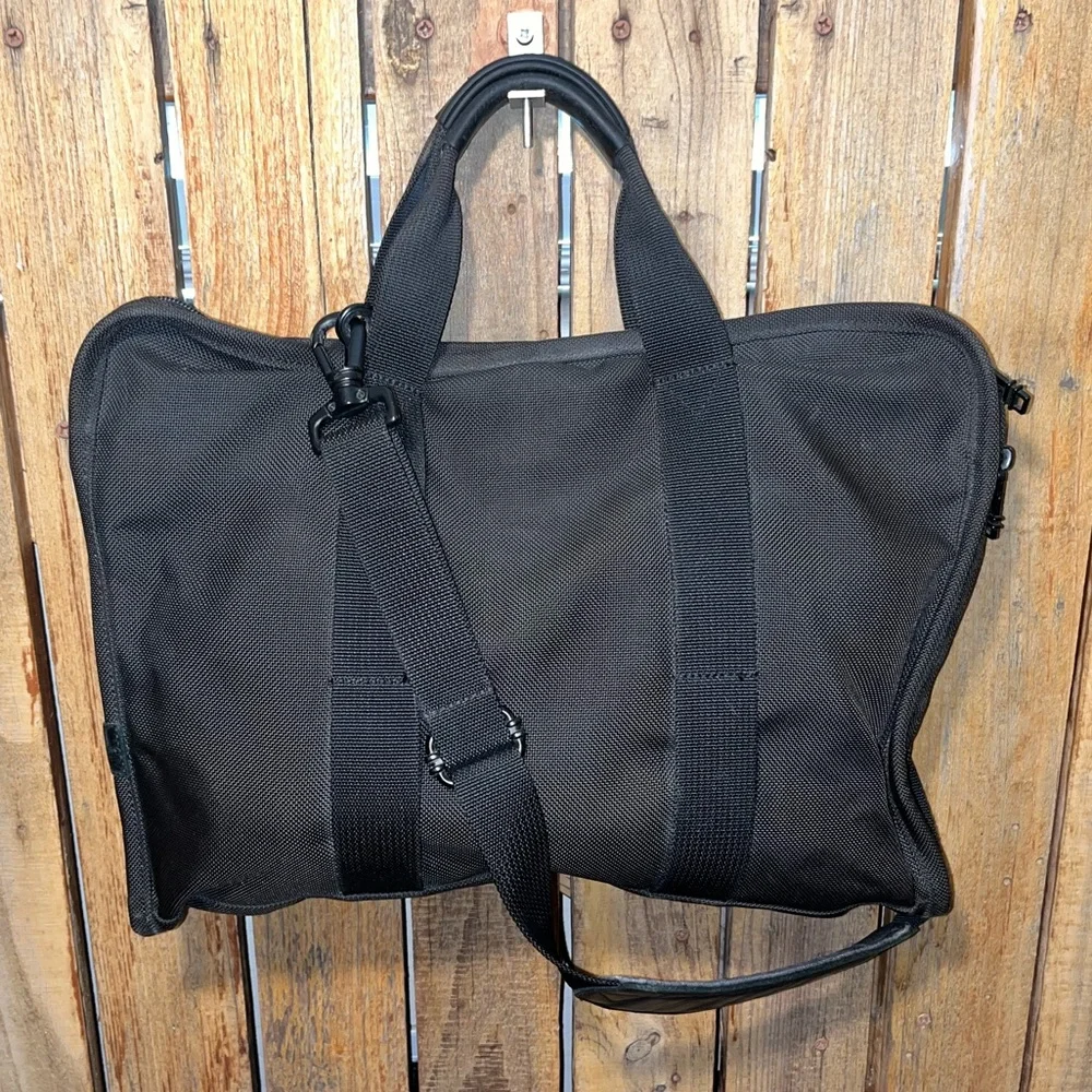 TUMI Slim Laptop Briefcase Bag Black Nylon Shoulder